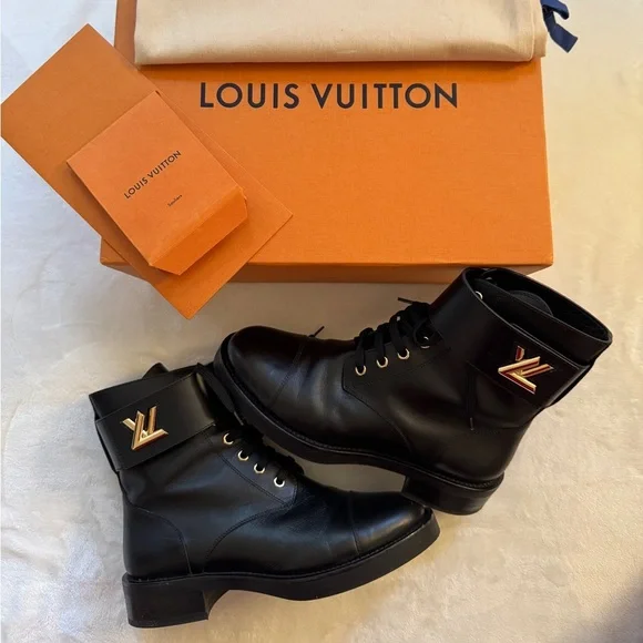 Louis Vuitton Wonderland Boots - Picture 2 of 8